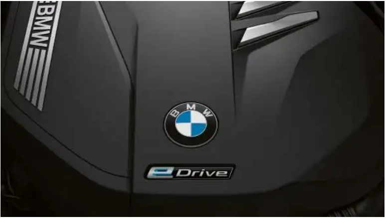 BMW_7er_Motorisierung_01.png